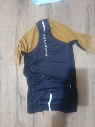 Maillot Van Rysel Azul Dorado