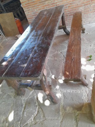 Mesa de jardín madera maciza