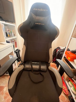 Silla Gaming DXRacer Negra y Gris