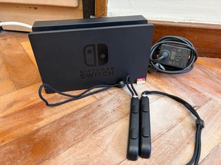 Nintendo Switch V2 Grigio con Accessori