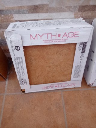 Vendo 8 caja de Mariola ocre