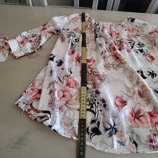 Blusa de flores talla única
