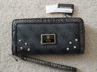 Cartera Guess Negra Tachuelas Original