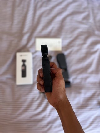 DJI Osmo Pocket 2 con accesorios