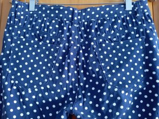 BERMUDAS DE MUJER AZUL CON LUNARES BLANCO