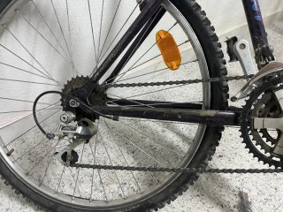 Bicicleta Giant Granite Morada