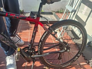 Bicicleta Montaña Conor AFX Negra/Roja  Talla niño