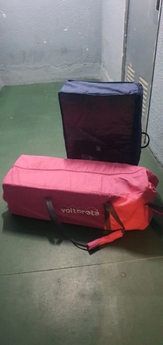 Cuna de viaje rosa
