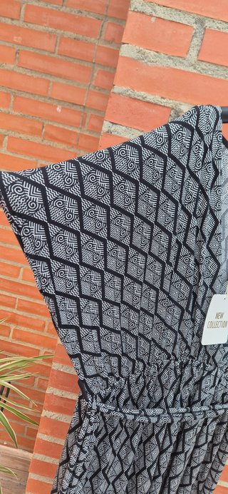 Vestido largo cruzado licra fría nuevo