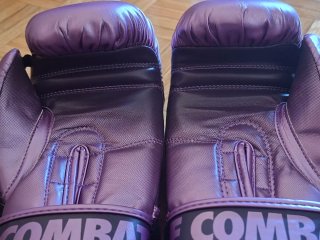 Guantes Leone Morados 1947