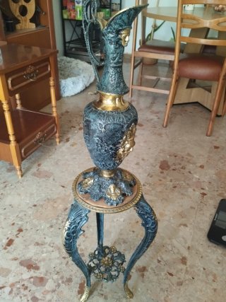 Jarrón decorativo metal dorado y verde azulado