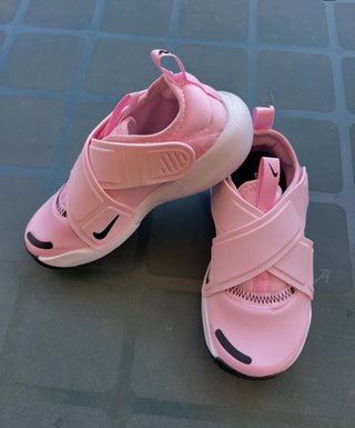 Zapatillas Nike rosas Talla 28