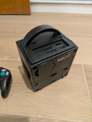 Nintendo GameCube Negra + Mando