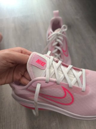 Zapatillas Nike Rosas y Blancas
