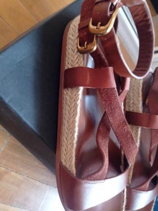 Sandalias Uterqüe Piel Marrón y ante
