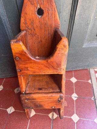 Antiguo portarrollos de madera