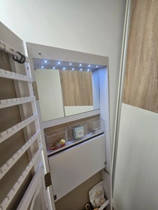Joyero con espejo y luz leds