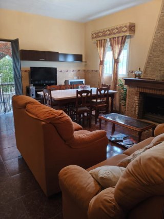 Chalet con piscina en Olvera, Cádiz.