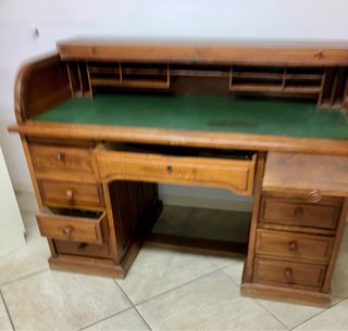 Scrivania vintage ‘900 con serranda in legno