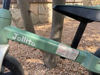 Bicicleta de equilibrio Jollito verde menta
