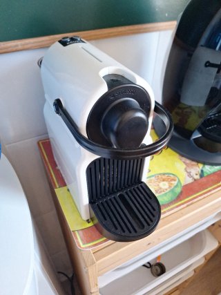 Cafetera Nespresso Krups Blanca