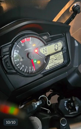 Suzuki V-Strom 650 Negra - 3.000km