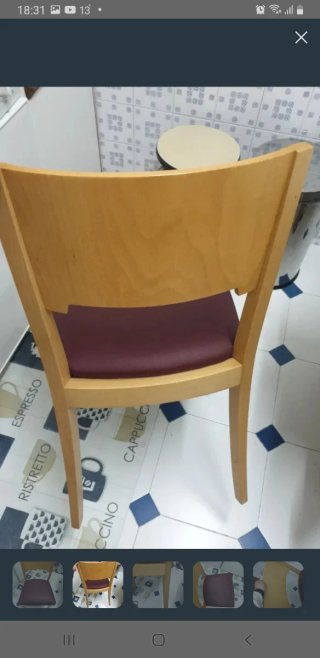 Conjunto de 4 sillas de madera y cuero
