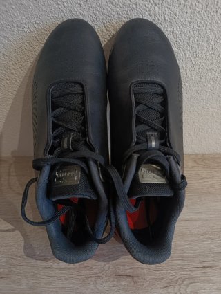 Zapatillas Puma Ferrari Negras y Rojas
