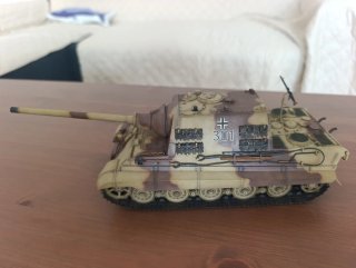 Lotto di modelli: Panzer IV e Sherman