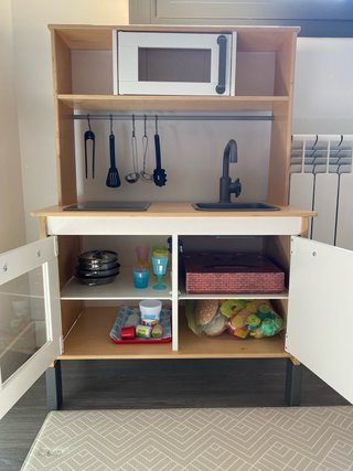 Cocinita Infantil IKEA . Complementos incluidos