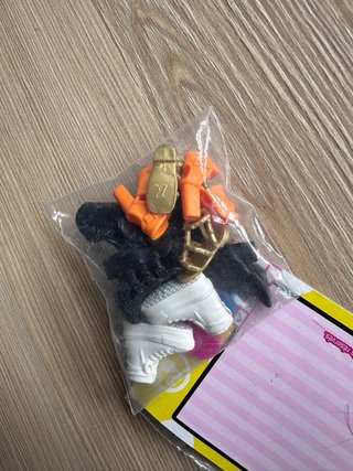 NUEVO - Conjunto de zapatos Barbie