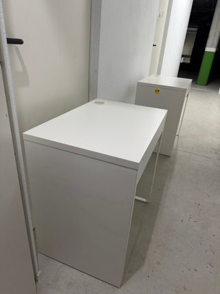 Escritorio IKEA Micke Blanco con Cajón