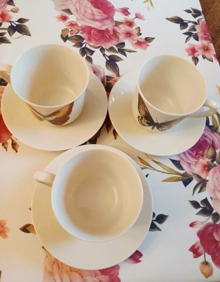 Set 3 Tazze con Piattini Decorazione Farfalla