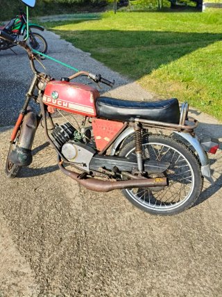 Puch Carabela Super Moped Clásica Roja