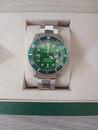 Reloj Submariner Date Verde Plata