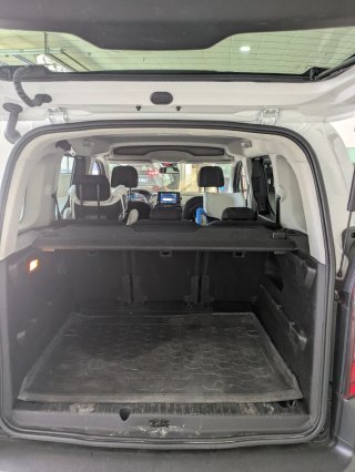 Peugeot e-Rifter 2023