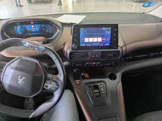 Peugeot e-Rifter 2023