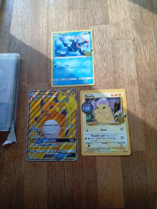 Cartas Pokémon Popplio, Raichu GX, Pikachu