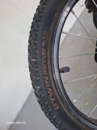 Bicicleta Infantil Btwin Negra y Amarilla