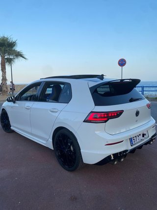 Volkswagen Golf 2025