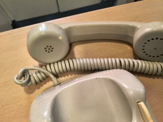 Teléfono Heraldo Beige y Verde