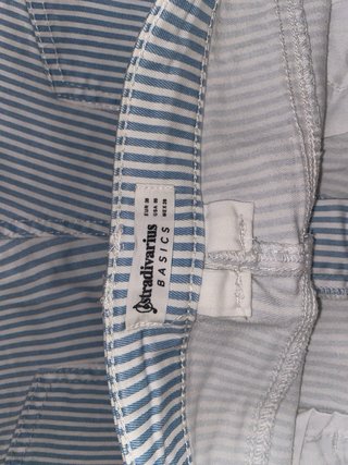 Shorts Stradivarius Rayas Azul Blanco