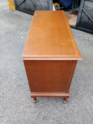 Cajonera grande de madera