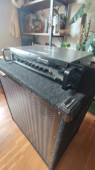 Cabezal Ampeg SVT-7 PRO
