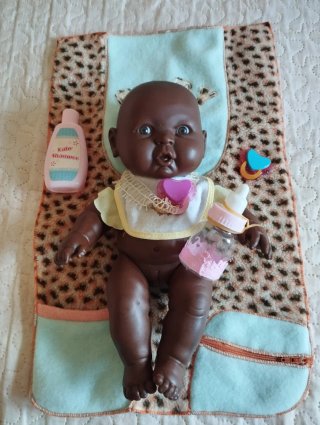 Muñeca niña J. Berna