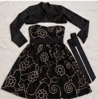 Vestido palabra de honor 40 + Torera
