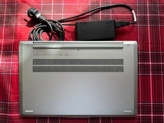 Lenovo IdeaPad 5 15ALC05 Plata de Segunda mano por 235 EUR en