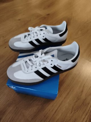 Adidas Samba Blancas y Negras