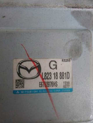 Mazda 169421 l82318881d centralita motor uce 5 1.8
