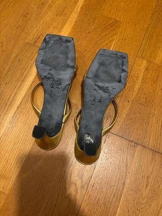 Sandalias tacón doradas MAS.34